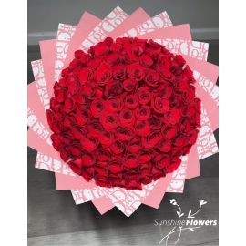 101 Red roses