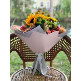 Bouquet with sunflowers